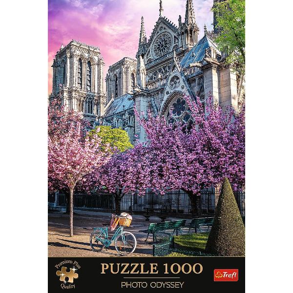 Un puzzle de calitate trebuie sa fie relaxant si distractiv Aranjarea unui puzzle constitue atat pentru copii cat si pentru adulti este o modalitate deosebita de dezvoltare a indemanarii spiritului de observatie si a concentrarii Trefl este o companie poloneza cu sediul central in regiunea Pomorze Incepand din 1985 compania a inceput sa produca puzzle-uri dezvolatand ulterior si segmentul de carti de joc si jocuri de societate In prezent Trefl este lider in Polonia si plina expansiune in 