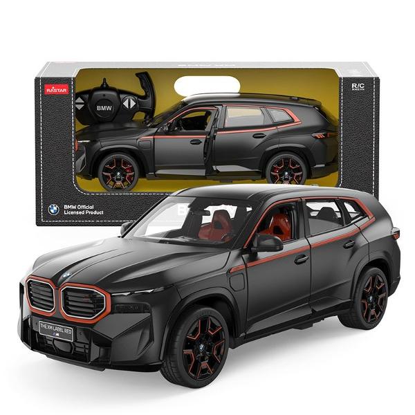 Copilul dumneavoastra se poate juca in voie cu masina cu telecomanda BMW XM scara 1 la 14 oferita de brandul international Rastar Nicio cursa nu este imposibil de castigat cu acesta masinuta replica oficiala cu licenta a modelului original construita cu mare atentie la detalii Masinuta are proportiile ideale pentru momente pline de distractie si amuzamentMasinuta functioneaza pe frecventa de 24GAlimentarea se face astfel  pentru masinuta sunt necesare 5 baterii tip AA  iar pentru 