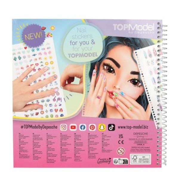 Ridica-ti mainile daca iti place nail art-ul cool cele 46 de pagini ale cartii de colorat TOPModel Hand Designer te invita sa creezi look-uri creative pe maini si unghii De asemenea sunt incluse 2 foi de autocolante laminate cu finisaj argintiu si 1 foaie de tatuaje pentru unghii