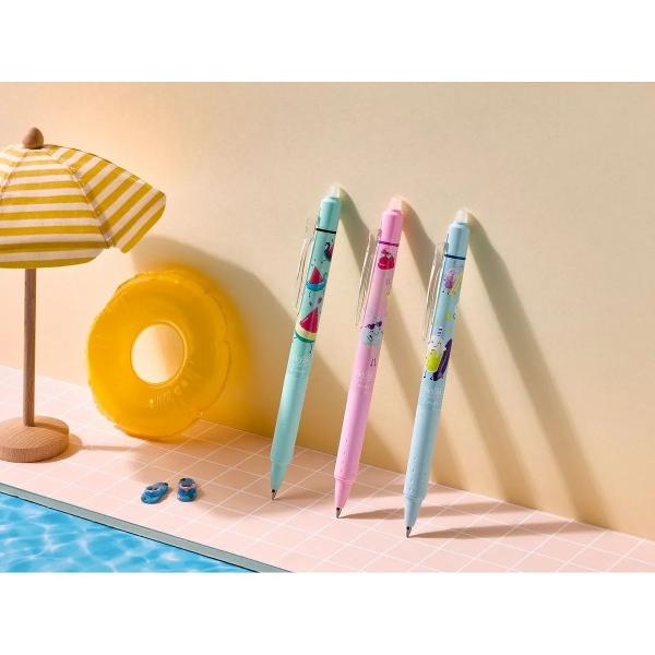 Roller cu cerneal&259; termosensibil&259; Pilot Frixion Clicker Fancy Pool 07 mm &ndash; Edi&539;ie Limitat&259;Descoper&259;&nbsp;Roller-ul Pilot Frixion Clicker Fancy Pool 07 mm instrumentul ideal pentru scris &537;ters &537;i rescris f&259;r&259; griji Disponibil &icirc;n culori vibrante &537;i personaje simpatice care te duc cu g&acirc;ndul la&nbsp;var&259; mare piscin&259; &537;i vacan&539;&259; fiecare roller ofer&259; 