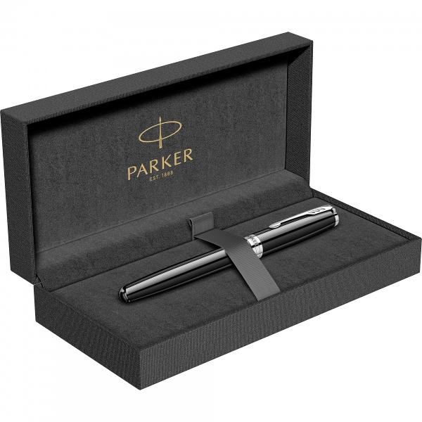 Accesorii din alama placate cu paladiu prin tehnologie PVD Physical Vapor Deposition Systems Clip din otel inoxidabil placat cu paladiu prin tehnologie PVD Physical Vapor Deposition SystemsCapac din alama lacuit cu multiple straturi de lac negru lucios Capacul se inchide prin apasareCorp din alama lacuit cu multiple straturi de lac negru luciosGrip din alama placat cu paladiu prin tehnologie PVD Physical Vapor Deposition SystemsPenita din aur masiv de 18K 