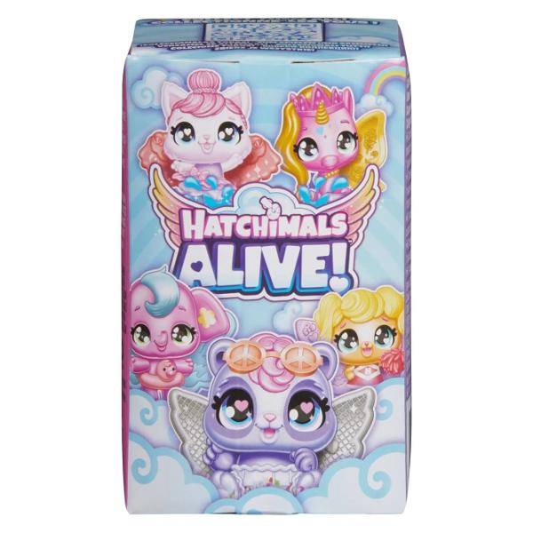 Experimentati o trapa plina de caldura cu Hatchimals Alive Cu dragostea si grija ta aceste Hatchimal-uri super dragute prind magic viata intr-un mod cu totul nou Ouale lor care se eclozeaza automat eclozeaza ca ouale adevarate atunci cand sunt activate de apa Pachetul 1 Hatchimals Alive include un ou Hatchimals colorat cu un personaj o sticla si o suzeta Pentru a incepe clocirea scoateti suzeta din ou umpleti sticla cu apa si stoarceti-o in ou În cateva secunde noul tau 