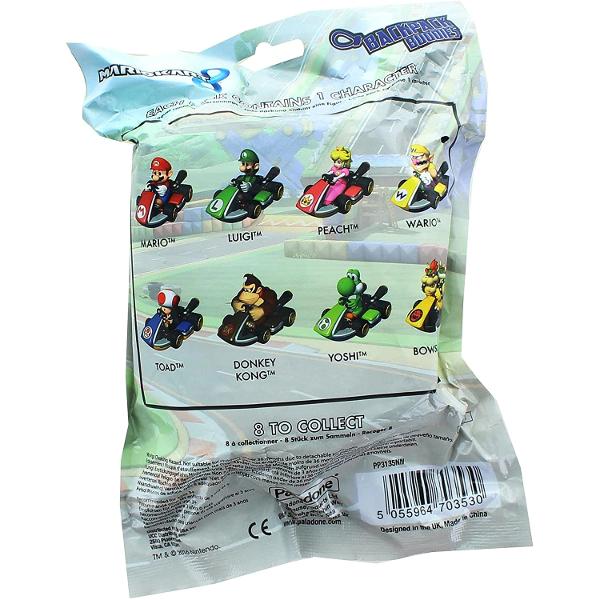 Figurina Breloc Backpack Buddies Mario Kart Selection 8 modele diferite 2x3x8 cmPersonalizeaza-ti rucsacul cu acesti prieteni pentru rucsac sau breloc pentru chei Mario KartCu 8 personaje emblematice Mario Kart de colectat brelocurile noastre sunt accesoriul perfect pentru orice fan al jocurilor video clasiceUsor de atasat avand o clema sigura si ferma Dimensiuni 2x3x8 cm NU este adecvat pentru copiii cu varsta sub 3 aniNOTA 