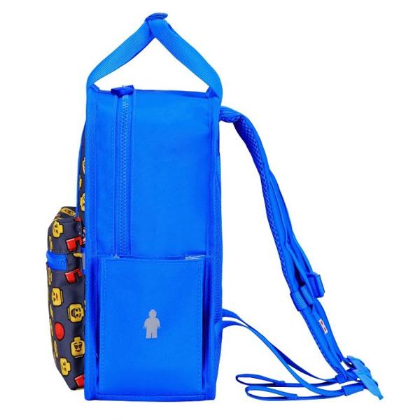 Noul rucsac Casual LEGO Tribini Fun Small suprinde prin noutatea designului Heads and Cup care starneste zambetul pe chipul oricarui scolarRucsacul are curele de umar si stern pentru un confort ridicat in timpul purtariiRucsacul este prevazut cu elemente reflectorizante pe toate cele patru laturi pentru o vizibilitate ridicata in traficRucsacul are un panou ergonomic cu sistem reglabil pe inaltime pentru a asigura o potrivire optima pentru fiecare copilGhiozdanul 