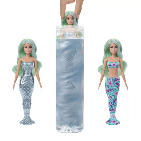 Papusile Barbie Colour Reveal ofera o experienta unica plina de surprize Descopera cele sase sirene superbe pe care le poti gasi in ambalajul acestui set minunatCopiii vor fi incantati sa descopere una dintre cele patru papusi unice din aceasta serie de sirene Fiecare papusa are parul lung cu o dunga stralucitoare care isi schimba culoarea oferind un efect impresionantPentru a descoperi papusa Barbie fashion indepartati simplu stratul exterior al ambalajului apoi deschideti tubul si 