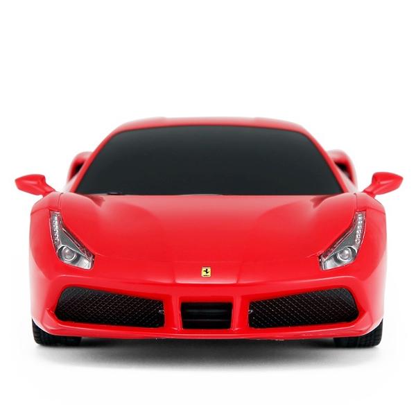 Copilul dumneavoastra se poate juca in voie cu masina cu telecomanda Ferarri 488 Gtb scara 1 la 24 oferita de brandul international Rastar Nicio cursa nu este imposibil de castigat cu acesta masinuta replica oficiala cu licenta a modelului original construita cu mare atentie la detalii Masinuta are proportiile ideale pentru momente pline de distractie si amuzament avand dimensiunile in centimetri dupa cum urmeaza  199553Masinuta functioneaza pe frecventa de 24GAlimentarea se face 