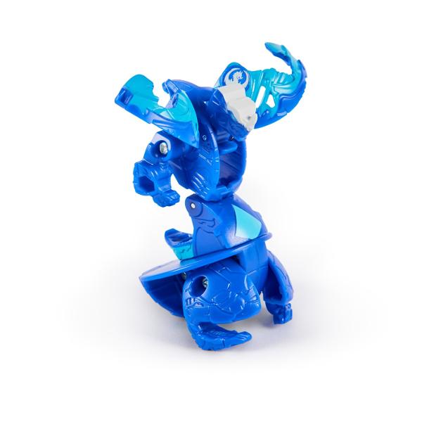 Experimenteaza Bakugan intr-un mod care nu a mai fost posibil ana acum Acest set include o jucarie cu bila Bakugan din 2 parti un personaj si un cartonas poarta pentru a intra in actiune Combina-ti Bakugan-ul cu sistemul de legare a bilei din mai multe parti Pur si simplu fixeaza partea de sus a personajului peste partea de jos si rostogoleste-te in Arena de Lupta Bakugan sau in seturile de antrenament Bakugan vandute separat Cu cat colectionezi mai multe cu atat mai multe vei putea 