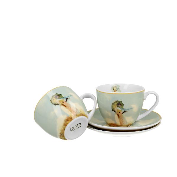Set cu dou&259; ce&537;ti &537;i farfurioare  FEMEIA CU UMBREL&258;  inspirat de C Monet parte a seriei Art Gallery  realizate din por&539;elan de calitate superioar&259; caracterizat printr-o culoare alb-crem elegant&259; &537;i natural&259; cu o str&259;lucire delicat&259; precum &537;i o durabilitate excep&539;ional&259;Linia este realizat&259; din por&539;elan alb decorat&259; cu un 