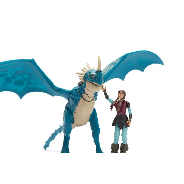 Adauga in colectia ta indragita figurina din How to Train Your Dragon Este un cadou perfect Este recomandata pentru joaca interactiva si aventuri imaginative alaturi de ceilalti dragoni din universul lor Design detaliat inspirat din film Acestia sunt acum gata de actiune Figurina este ideala pentru a recrea lupte aeriene sau pentru colectionare Aripi mobile pentru miscare dinamica Detalii impresionante si culori vii Cufunda-te in lumea legendara a filmului Cum sa-ti dresezi dragonul cu 