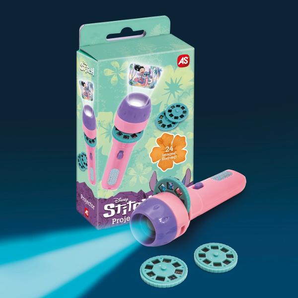 Paseste in lumea magica a lui Stitch de la Disney cu acest mini proiector conceput pentru tinerii fani Deschide clapeta introduce un disc si bucura-te de o prezentare magica a momentelor tale preferate cu Stitch Perfect pentru distractie inainte de culcare sau aventuri cu povesti Distreaza-te cu personajul tau favorit Stitch cu acest mini-proiector care contine 3 discuri fiecare disc are 8 imagini diferite cu eroul tau Functioneaza cu 3 baterii AG13LR44 incluse
