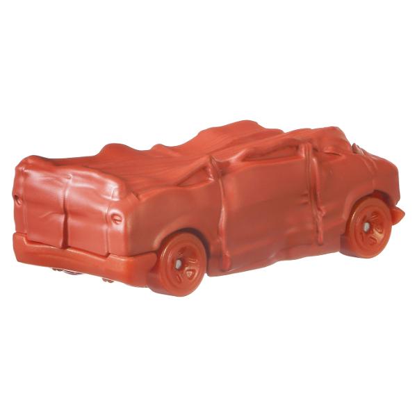 Asortimentul cu lansator de inamici de oras Hot Wheelsdispune de doi inamici preferati de copii tiranozaurul si rechinul sub forma de lansatoare grozave de masini vandute separat Atat lansatorul dinozaur Hot Wheels cat si lansatorul rechin Hot Wheels dispun de provocari grozave in care copiii trebuie sa lanseze masinile cu forta potrivita sau risca sa ramana blocati in falcile inamicului Copiii se pot juca si separat cu aceste jucarii compacte pentru super distractie la scara mai mica 