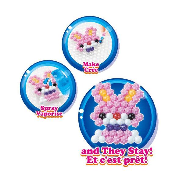 Acesta este setul original de creatie cu margele Aquabeads activate cu ajutorul apei Din 2004 copiii din intreaga lume au creat milioane de modele AquabeadsSetul de Margele Aquabeads - Easy Starter Set este perfect pentru incepatoriAsezati margelele pe tava pentru a va crea modelul dorit Cu ajutorul pulverizatorului pulverizati apa peste margele pentru a se lipi ”magic” impreuna Lasati-le sa se usuce iar modelul este gata Setul 