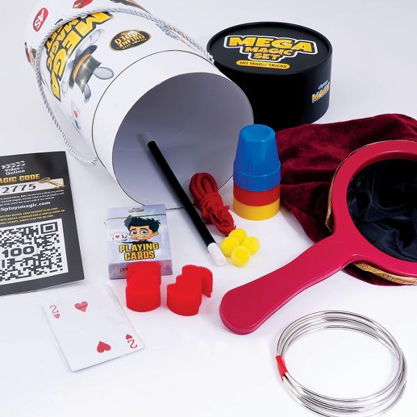 Pregateste-te pentru o calatorie fascinanta in lumea magiei si a iluziilor unde trucurile clasice se imbina perfect cu cele moderne pentru a crea momente spectaculoase Setul contine tot ce ai nevoie pentru a deveni un adevarat magician o bagheta magica plutitoare o punga misterioasa care face obiectele sa dispara un iepure care apare si dispare faimosul truc cu inelele care se conecteaza si se separa miraculos o bancnota care leviteaza in aer trucuri uimitoare cu franghii trucul 