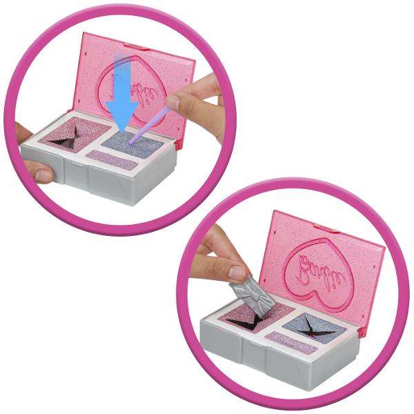 Deschide cutia si lasa magia petrecerii sa inceapa cu Barbie Party Unboxed Fiecare set ascunde 10 surprize incantatoare inclusiv o papusa Barbie misterioasa un animalut dragalas si accesorii sclipitoare care isi schimba culoarea Descopera fiecare cadou si creeaza un look unic pentru Barbie pregatit pentru o petrecere de neuitat Cu detalii stralucitoare si momente pline de suspans acest set ofera o experienta captivanta de despachetare si joaca creativa Perfect pentru micii fani Barbie 