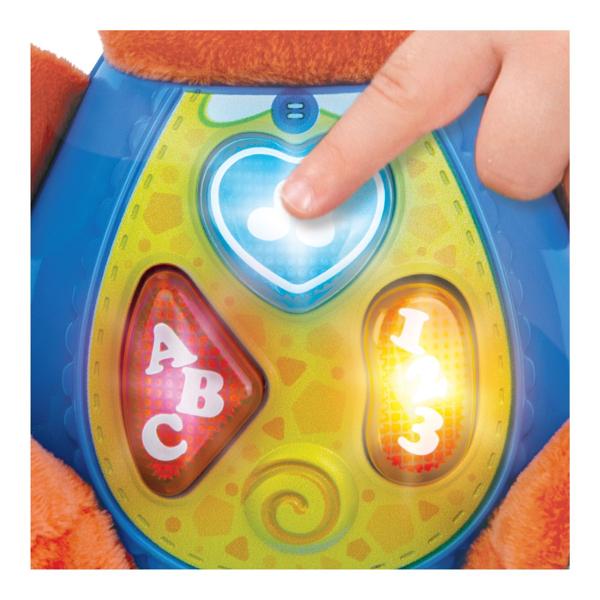 Descoperiti girafa interactiva si educativa perfecta pentru bebelusii incepand cu varsta de 3 luni Aceasta girafa inovatoare este conceputa pentru a stimula dezvoltarea cognitiva si senzoriala a celor mici oferindu-le in acelasi timp ore intregi de distractie si invatare Girafa este echipata cu trei butoane luminoase care capteaza imediat atentia copiilor Aceste butoane nu doar stralucesc ci si activeaza fraze cu rime si invatare simpla Pe langa frazele cu rime girafa include si o 