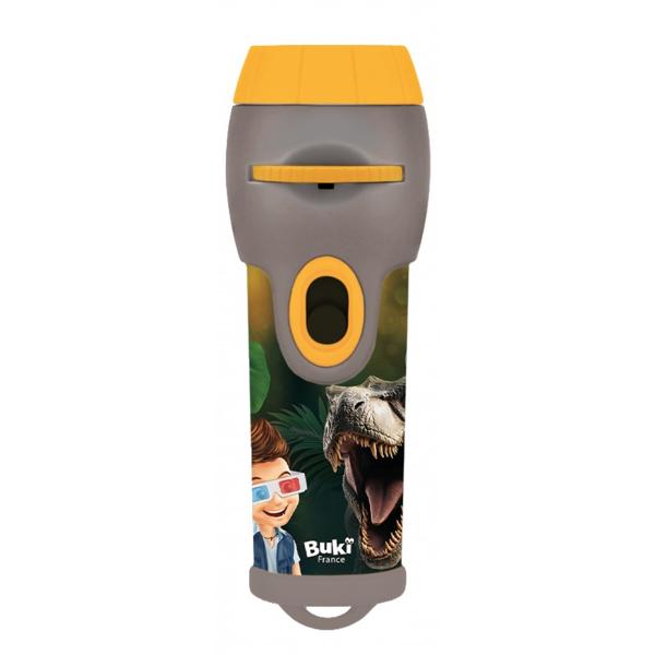 O lanterna pentru a proiecta imagini frumoase pe perete sau tavanDimensiunea proiec&539;iei p&acirc;n&259; la 1 metruIntroduce&539;i un disc &537;i descoperi&539;i 24 de imagini cu dinozauriO bro&537;ur&259; ilustrat&259; disponibil&259; pentru desc&259;rcare prezint&259; fiecare imaginePune&539;i-v&259; ochelarii pentru a vedea imaginile 3D &icirc;n relief exclusiveOchelari 3D inclu&537;iInclude o lantern&259; 3 