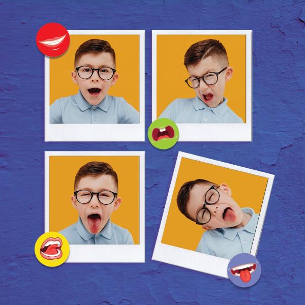 Jocul include 60 de carti 1 clepsidra Brosura de instructiuni