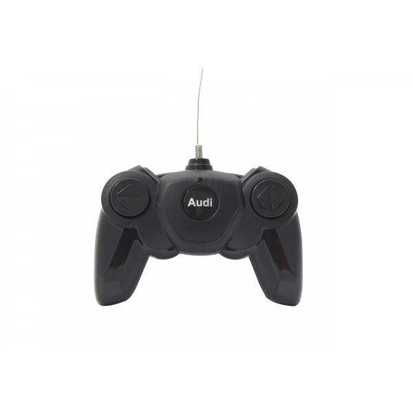 Copilul dumneavoastra se poate juca in voie cu masina cu telecomanda Audi R8 scara 1 la 24 oferita de brandul international Rastar Nicio cursa nu este imposibil de castigat cu acesta masinuta replica oficiala cu licenta a modelului original construita cu mare atentie la detalii Masinuta are proportiile ideale pentru momente pline de distractie si amuzament avand dimensiunile in centimetri dupa cum urmeaza  1899252Masinuta functioneaza pe frecventa de 24GAlimentarea se face astfel  