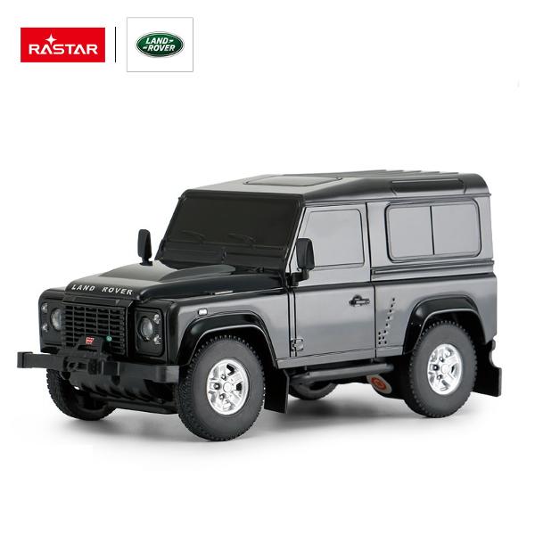 Copilul dumneavoastra se poate juca in voie cu masina cu telecomanda Land Rover Defender scara 1 la 24 oferita de brandul international Rastar Nicio cursa nu este imposibil de castigat cu acesta masinuta replica oficiala cu licenta a modelului original construita cu mare atentie la detalii Masinuta are proportiile ideale pentru momente pline de distractie si amuzament avand dimensiunile in centimetri dupa cum urmeaza  178683Masinuta functioneaza pe frecventa de 24GAlimentarea se 