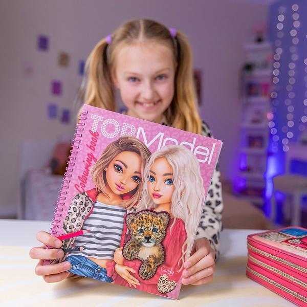 The spiral-bound TOPModel colouring book all about the cool animal trend Leo 40 colouring pages with stylish model motives and cute kittens The eye-catcher is the cute baby leopard appliqu&eacute; on the cover Also included a sticker sheet to embellish the artwork
