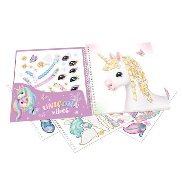 Unicorni de aproape &Icirc;n cartea de stickere &bdquo;Create your special Unicorn&rdquo; de la Ylvi pute&539;i crea capete de unicorn frumoase pe 24 de pagini Include 11 coli de stickere Spirala practic&259; pentru rasfoit pagini cu usurinta