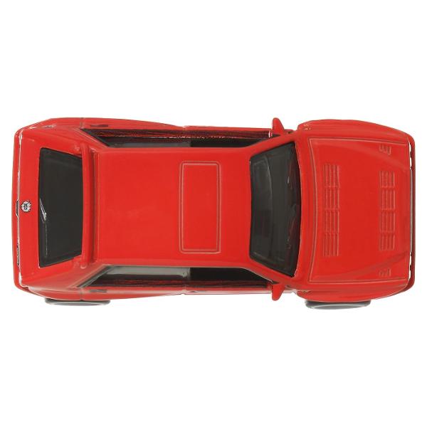 Colectia de caroserie din metal la scara 164 reproduce vehiculele preferate de fani cu anvelope reale Real Rider si grafica personalizata Fiecare model are decoratiuni speciale si ambalaje numerotate Le poti adauga pe toate in colectia ta Fiecare se vinde separat si in functie de disponibilitate Culorile si decoratiunile pot varia Acest pachet contine masinuta Lancia Delta Integrale