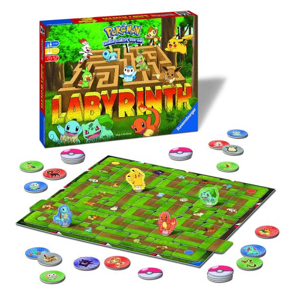Jocul Pokemon Labirint ii provoaca pe jucatori sa exploreze un labirint aflat in continua schimbare pentru a gasi personajele Pokemon preferate La fiecare tura o piesa este introdusa pe tabla pentru a deplasa culoarele si a crea un traseu nou dupa care jucatorul isi muta pionul spre obiectivul dorit Jocul dezvolta gandirea strategica atentia si capacitatea de planificare oferind de fiecare data o experienta diferita Potrivit pentru 2-4 jucatori cu varsta intre 7 si 99 de ani Durata 