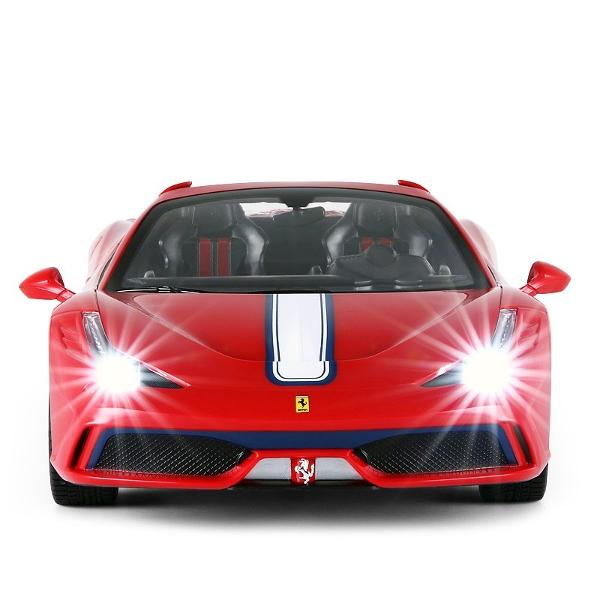 Copilul dumneavoastra se poate juca in voie cu masina cu telecomanda Ferarri 458 Speciale a scara 1 la 14 oferita de brandul international Rastar Nicio cursa nu este imposibil de castigat cu acesta masinuta replica oficiala cu licenta a modelului original construita cu mare atentie la detalii Masinuta are proportiile ideale pentru momente pline de distractie si amuzament avand dimensiunile in centimetri dupa cum urmeaza  32616388Masinuta functioneaza pe frecventa de 