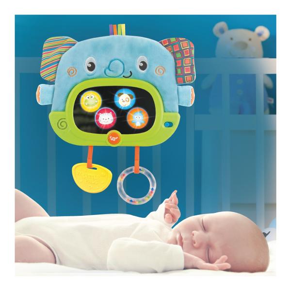 Prietenul Elefant Winfun este o jucarie semi-moale conceputa pentru a stimula simturile si a incuraja jocul interactiv al bebelusilor Cu urechi fosnitoare care produc sunete placute aceasta jucarie va capta atentia micutului tau Elefantul dispune de doua moduri de joc Modul Zi care ofera distractie prin sunete vesele si interactive si Modul Noapte care adauga melodii linistitoare pentru a crea o atmosfera calmanta inainte de culcare Jucaria include o oglinda sigura pentru bebelusi care 