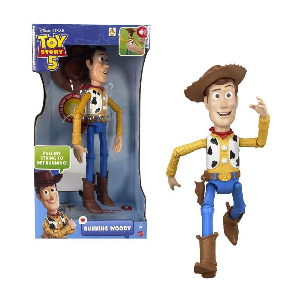 Figurina Woody din Toy Story 5 este inspirata de indragitul personaj Disney Pixar si reda tinuta sa clasica de cowboy cu palarie maro camasa galbena vesta alb-negru esarfa rosie si cizme Figurina are aproximativ 30 cm inaltime este articulata si include functii interactive Prin tragerea snurului din spate Woody activeaza sunete si replici iar mecanismul de miscare adauga un plus de dinamism in timpul jocului Copiii pot recrea scene inspirate din Toy Story 5 si pot inventa propriile 