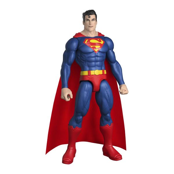 Figurina DC de 30 cm este inspirata de universul supereroilor si este potrivita pentru joaca de actiune si colectie Figurina are un design detaliat cu costum specific personajului si mai multe puncte de articulatie astfel incat poate fi pozitionata in diferite pozitii pentru recrearea scenelor de lupta si a aventurilor preferate Colectia include mai multe personaje DC fiecare disponibil separat Produsul se vinde la bucata iar modelul poate varia in functie de disponibilitate Inaltime 