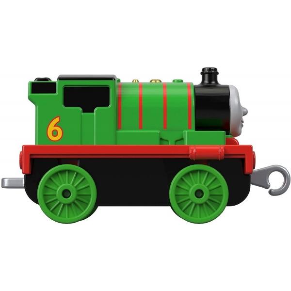 Vehiculele Trackmaster MiniCele mai bune vehicule Thomas Friends au fost reproiectate pentru a calatori mai repede decat oricand pe piste Trackmaster Acum locomotivele mici vor avea performante mai mari si vor putea sa urce mai in sus pentru a experimenta mai multe aventuri Strange-le pe toate pentru a descoperi lumea descoperiti lumea TrackMaster In acest pachet primesti personajul Percy