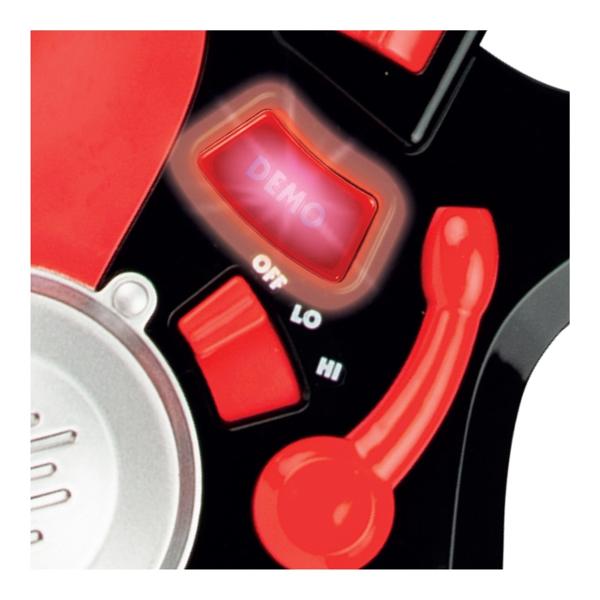 Chitara de la Winfun este o jucarie muzicala captivanta pentru cei mici dotata cu 8 clape care produc sunete amuzante si efecte sonore Copiii vor putea sa se distreze cu diverse melodii preinregistrate care stimuleaza ritmul si auzul Aceasta jucarie este perfecta pentru a incuraja dezvoltarea simtului muzical al celor mici oferindu-le o experienta de joc interactiva si creativa Cu sunete vesele si design colorat chitara va capta atentia copiilor si ii va incuraja sa exploreze ritmuri si 