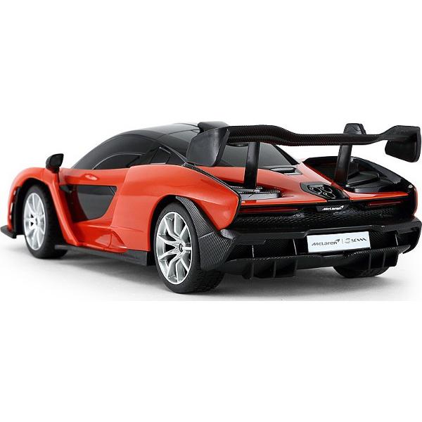 Copilul dumneavoastra se poate juca in voie cu masina cu telecomanda McLaren Senna scara 1 la 18 oferita de brandul international Rastar Nicio cursa nu este imposibil de castigat cu acesta masinuta replica oficiala cu licenta a modelului original construita cu mare atentie la detalii Masinuta are proportiile ideale pentru momente pline de distractie si amuzament avand dimensiunile in centimetri dupa cum urmeaza  26311971Masinuta functioneaza pe frecventa de 24GAlimentarea se face 