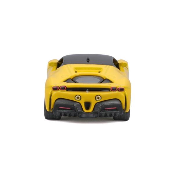 Intra in lumea vitezei si a adrenalizei cu modelul Ferrari SF90 Stradale din colectia Speed &8203;&8203;Icons la scara 1 la 64 Acest model spectaculos este realizat din metal turnat sub presiune die-cast metal oferind o calitate premium si o greutate realista Sasiul metalic adauga robustete si durabilitate iar portierele care se deschid iti permit sa admiri interiorul detaliat Rotile din doua piese cu anvelope din cauciuc real asigurate un aspect autentic si o aderenta excelenta 