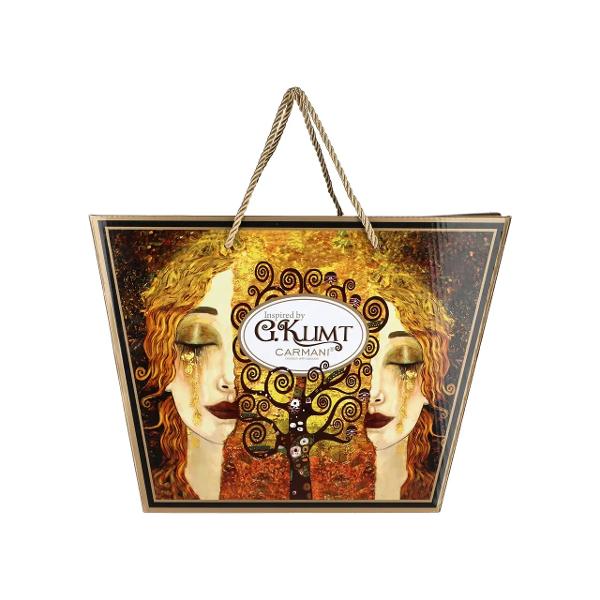 Descoper&259; elegan&539;a &351;i rafinamentul &icirc;ntr-o pauz&259; de ceai sau cafea &mdash; cu acest set inspirat de arta celebrului pictor Gustav Klimt Decorat cu motive aurii &351;i detalii sofisticate &bdquo;Lacrimi de aur&rdquo; aduce o not&259; de lux &351;i art&259; &icirc;n rutina zilnic&259;strong data-start420 