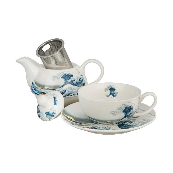 Acest set elegant combin&196;&131; utilitatea cu rafinamentul artistic — include o cea&200;&153;c&196;&131; cu farfurie si un ceainic decorate cu motivul puternic &200;&153;i iconic al valului „Great Wave” Inspirat din arta japonez&196;&131; clasic&196;&131; designul surprinde dinamismul &200;&153;i frumuse&200;&155;ea naturii într-un mod impecabilRealizat din 
