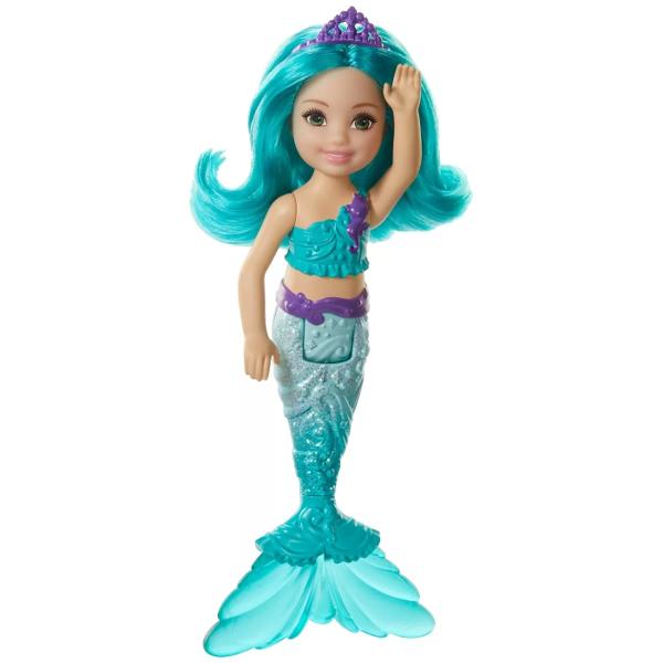 Papusile sirena Chelsea de la Barbie Dreamtopia fac o sclipire colorata in timpul jocului Aceste papusi fantastice-sirena celebreaza culorile curcubeului cu parul si cozile lor vibrante care sarbatoresc culorile lor Este usor sa infatisati vise reale si imaginate cu papusile sirena Chelsea pentru ca atunci cand intri in Dreamtopia te trezesti intr-o lume in care visele devin realitate Colecteaza toate papusile si jucariile Barbie Dreamtopia pentru a construi lumea magica si lasa-ti 