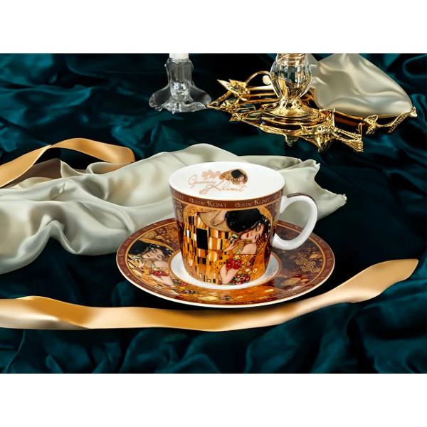 Savureaza espresso-ul cu stil cu aceasta ceasca din portelan fin inspirata din celebrul tablou &bdquo;Kiss&rdquo; al lui Gustav Klimt Designul elegant si artistic transforma fiecare moment de cafea intr-o experienta vizuala si gustativa deosebitaMaterial premium&nbsp;Portelan de inalta 