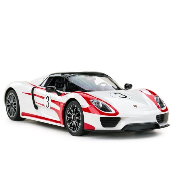 Copilul dumneavoastra se poate juca in voie cu masina cu telecomanda PORSCHE 918 SPYDER WEISSACH ALB scara 1 la 14 oferita de brandul international Rastar Nicio cursa nu este imposibil de castigat cu acesta masinuta replica oficiala cu licenta a modelului original construita cu mare atentie la detalii Masinuta are proportiile ideale pentru momente pline de distractie si amuzamentMasinuta functioneaza pe frecventa de 24GAlimentarea se face astfel  pentru masinuta sunt necesare 5 baterii 