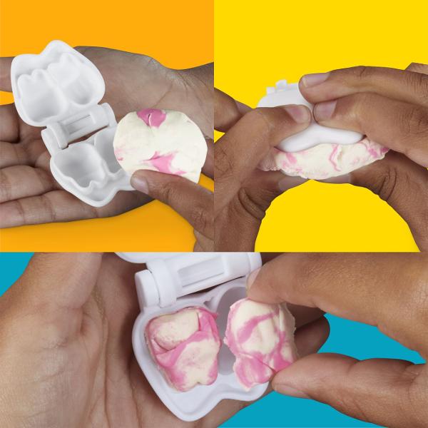 Setul Play-Doh Mini ofera copiilor o modalitate distractiva de a modela si crea diferite forme din plastilina Cu ajutorul presei si al accesoriilor incluse plastilina poate fi presata prin diverse sabloane pentru a obtine modele forme si decoratiuni variate Setul include 2 recipiente cu plastilina Play-Doh in culori diferite cu o cantitate totala de 113 g precum si accesorii pentru modelare si decupare Activitatea stimuleaza creativitatea imaginatia indemanarea si motricitatea fina 