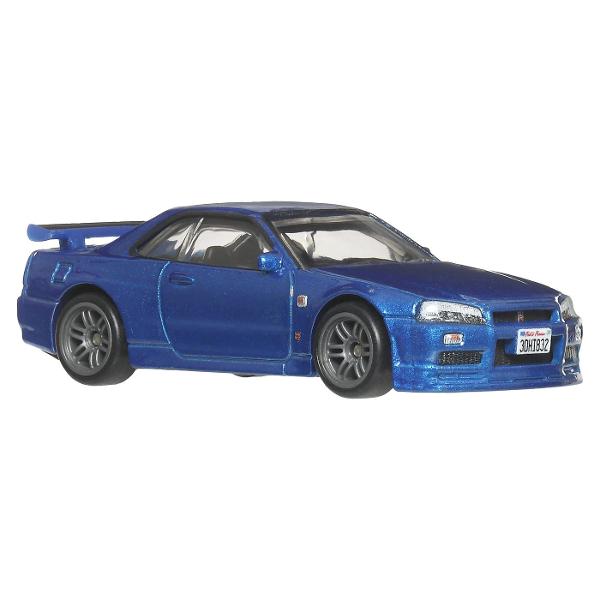 Setul Hot Wheels Premium Fast and Furious aduce impreuna 5 masini emblematice inspirate din celebra franciza cinematografica Fast &amp Furious si asociate personajului Brian O&39Conner Fiecare model este realizat la scara 164 si beneficiaza de finisaje premium detalii atent reproduse si design inspirat de automobilele aparute in filme Setul include 5 masini metalice Ford F-150 SVT Lightning 1999 Ford Escort RS1600 1970 Nissan Skyline GT-R V-Spec II BNR34 Nissan Skyline HT 2000 