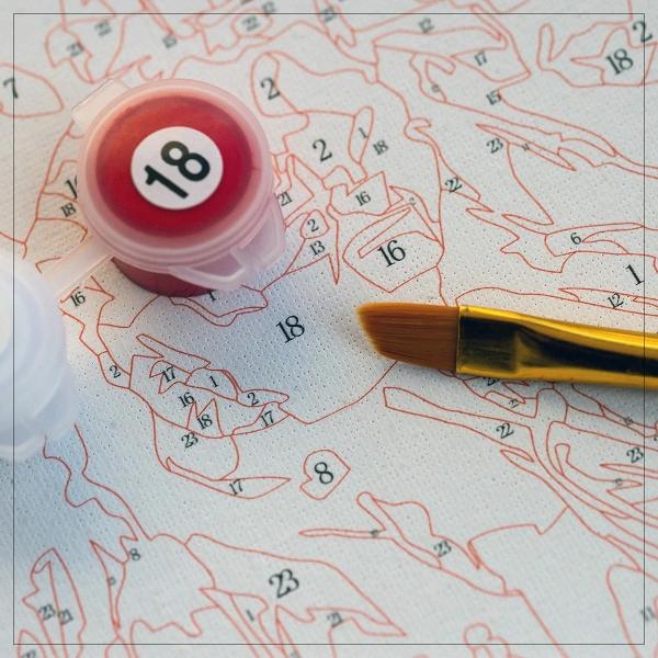 Vrei sa ai in casa un tablou pictat chiar de tine Sau cauti un cadou diferit pentru cineva drag Alege un set de&nbsp;Pictura pe NumereCe include setul&9679; panza din bumbac cu desen conturat de dimensiune 40x50 cm si&9679; intinsa pe rama din lemn;&9679; tuburi cu vopsea acrilica de inalta calitate ce nu necesita amestecare cu apa;&9679; 4 pensule de dimensuni diferite;&9679; o coala de hartie tip ciorna cu desenul conturat pentru 