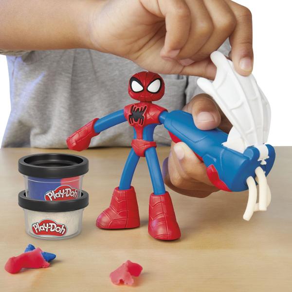 Potriviti imaginatia copiilor cu aceasta figura de actiune Play-Doh Marvel Figura de actiune flexibila de 10 si accesoriile Play-Doh le permit copiilor sa joace povesti epice Imagineaza-ti ca te lupti cu raufacatorii cu instrumente grozave si 2 cutii de compus de modelare Acest kit Play-Doh este excelent pentru cadouri pentru copii pentru fanii figurilor super-eroi activitatilor de arta si mestesuguri si jocului senzorial Acest pachet contine personajul Spider Man