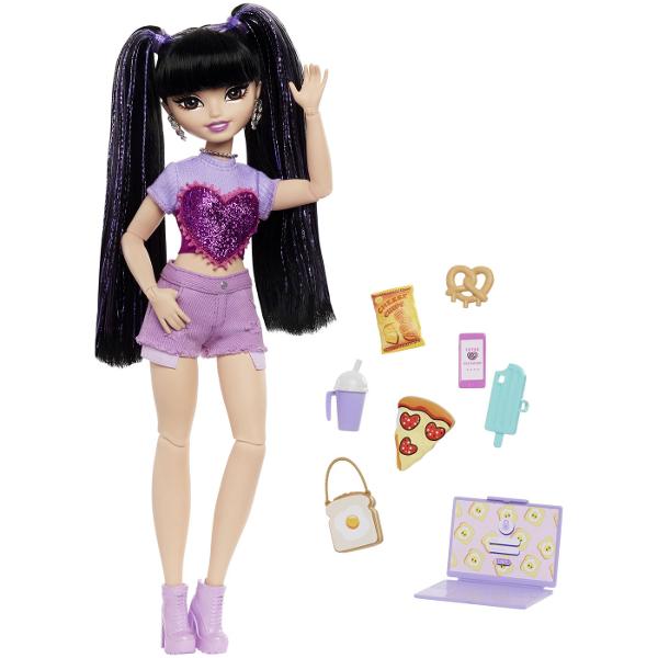 Papusile Barbie Dream Besties incurajeaza copiii sa-si impartaseasca talentele unice lumii la fel ca Renee Renee viseaza sa gazduiasca o emisiune culinara si de calatorie - ajuta-o sa creeze vloguri cu 11 accesorii inclusiv o pizza un covrig si un laptop Papusa de moda are parul lung si negru cu reflexe mov stralucitoare pentru distractia de coafare Papusile Barbie Dream Besties inspira copiii de la 4 ani in sus sa viseze mare si sa-si implineasca visele Papusa nu poate sta singura 
