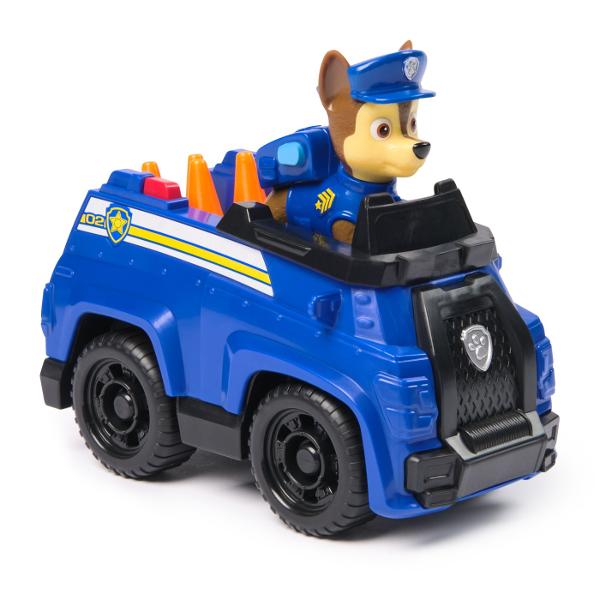 Vehiculele de baza cu functii de actiune mobile individuale si o figurina la bord permit aventurilor din serialul TV Paw Patrol sa traiasca si in camera copiilor Este inclusa o singura figura cu un vehicul Vehiculul si figurina de jucarie sunt in mare parte fabricate din plastic reciclat Chase Skye Marshall Rubble Zuma Everest Tracker si Rocky cu vehiculele lor sunt disponibile individual Toate vehiculele de baza durabilevehiculele de baza includ o figurina de caine care poate fi 