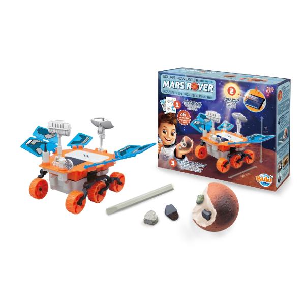  Asambleaza un vehicul care se va putea alimenta cu energie solara Robotelul poate functiona si cu o baterie LR06-AA neinclusa astfel incat sa te poti juca chiar si fara lumina soarelui Exploreaza mai departe excavand un bloc de ipsos pentru a descoperi patru roci autentice- andezit magnetit hematit si olivina - similare cu mineralele gasite pe marte de roverele stiintifice Dimensiunile rover-ului asamblat 22514 