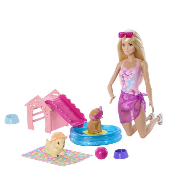 Intra in distractie la piscina cu setul de joaca Barbie Color Change Petrecerea catelusului la piscina Pune catelusii sa alunece pe toboganul special pentru ei direct in piscina in forma de inima Apasa catelusul ud ca sa stropeasca cu apa Schimbare de culoare si surprize acvatice Pentru o surpriza cu schimbare de culoare foloseste apa rece sau calda pe catelusul cu ochelari si urmareste cum isi schimba infatisarea Activitatea ideala pentru ore intregi de joaca creativa in aer liber sau in 