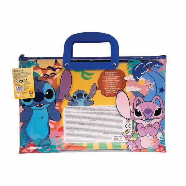 Setul creativ Disney Stitch este alegerea ideala pentru copii care iubesc pictura si personajele simpatice din universul Stitch Ambalat intr-o geanta practica cu maner usor de transport setul contine instrumente esentiale pentru activitati artistice precum carioci creioane colorate acuarele si pensula oferind tot ce este necesar pentru ore intregi de creativitate Designul viu colorat cu ilustratii atractive Stitch transforma fiecare sesiune de pictura intr-o experienta distractiva si 