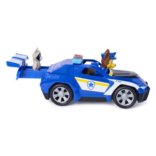 PATRULA CATELUSILOR CAUTARE SI SALVARE SET FIGURINA SI VEHICUL este un set de joaca inspirat din aventurile echipei de salvare concepute pentru copiii de peste 3 ani Fiecare set include un personaj indragit din Patrula Catelusilorl si vehiculul sau specific de interventie realizat in culori autentice si cu detalii fidele serialului animat Vehiculul este prevazut cu roti functionale si elemente mobile oferind o experienta de joaca dinamica si interactiva Figurina este articulata si usor de 